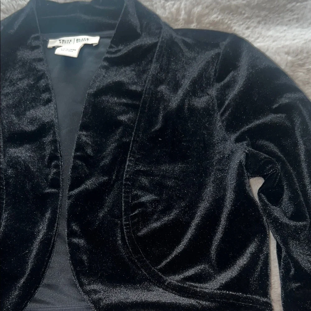 White House Black Market Elegant Black Blazer - Picture 4 of 11